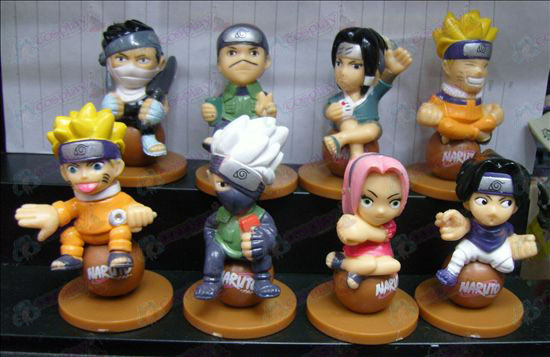 Naruto si sedette otto perle di bambola